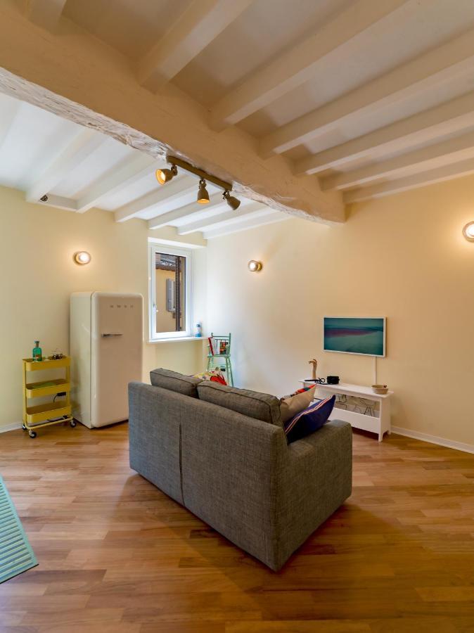 Apartmán Buro Nel Borgo Parma Exteriér fotografie