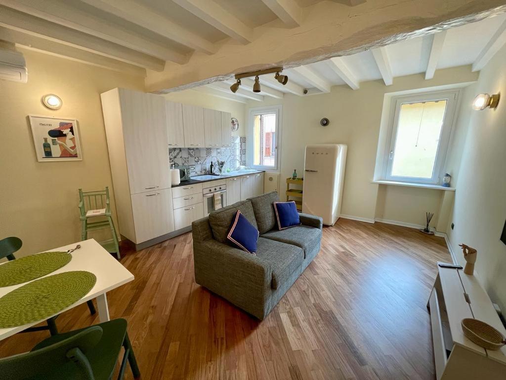 Apartmán Buro Nel Borgo Parma Exteriér fotografie